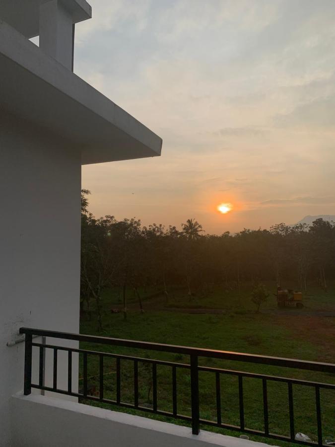 Rockdale Resort Nilambūr Dış mekan fotoğraf