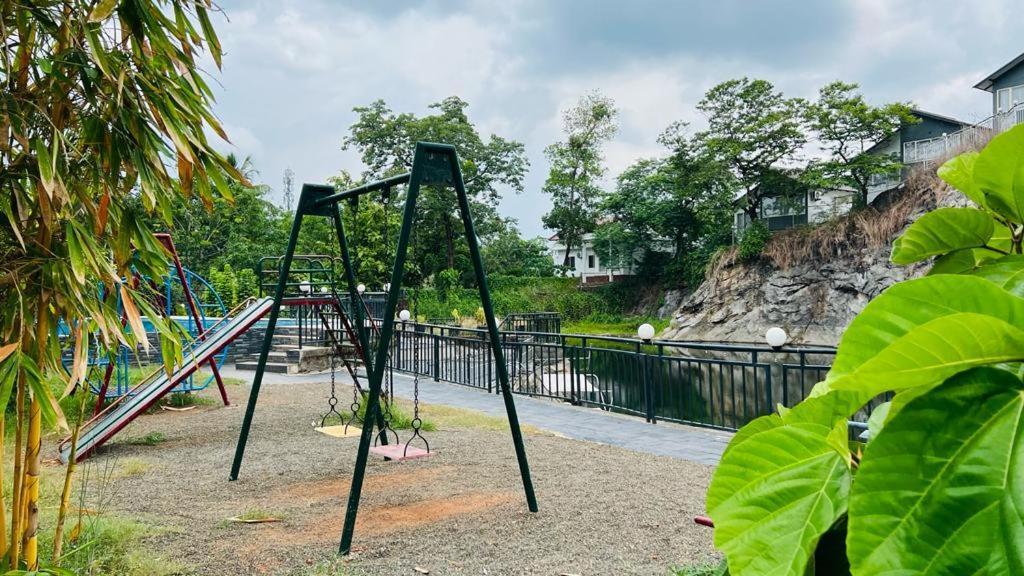 Rockdale Resort Nilambūr Dış mekan fotoğraf