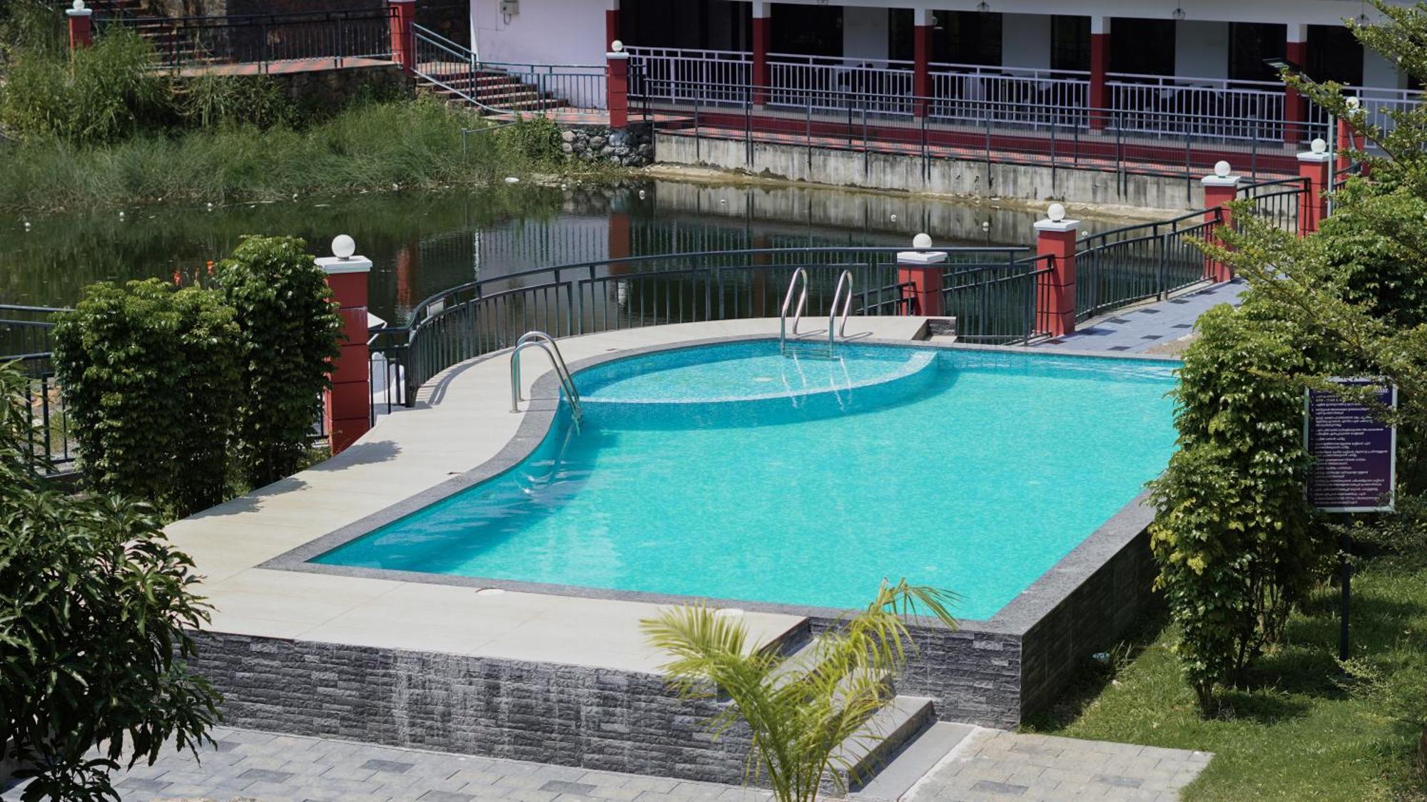 Rockdale Resort Nilambūr Dış mekan fotoğraf